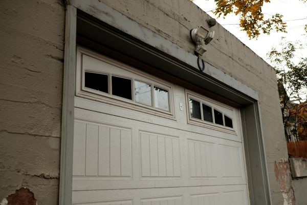 Top conseils pour sélectionner une porte isolante garage maison